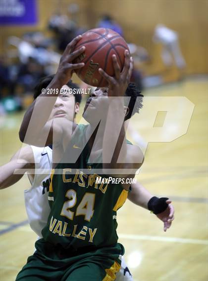 Thumbnail 2 in Castro Valley vs. Damonte Ranch (Damian Lillard Classic) photogallery.
