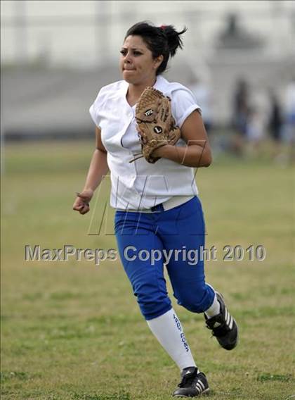 Thumbnail 3 in California @ El Rancho photogallery.