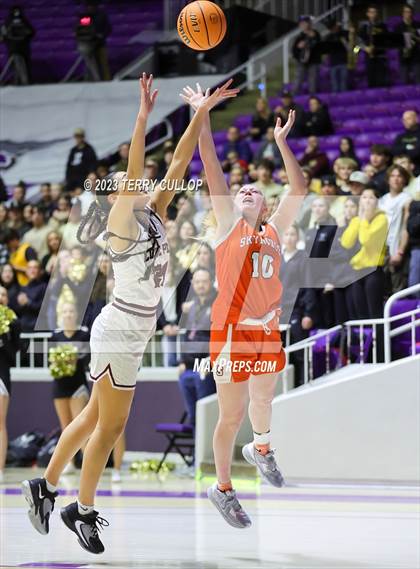 Thumbnail 1 in Lone Peak vs. Skyridge (UHSAA 6A Final) photogallery.
