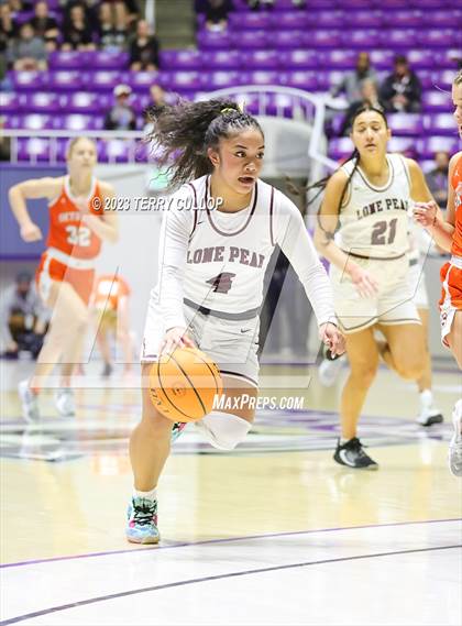 Thumbnail 2 in Lone Peak vs. Skyridge (UHSAA 6A Final) photogallery.