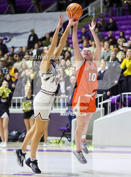 Thumbnail 2 in Lone Peak vs. Skyridge (UHSAA 6A Final) photogallery.