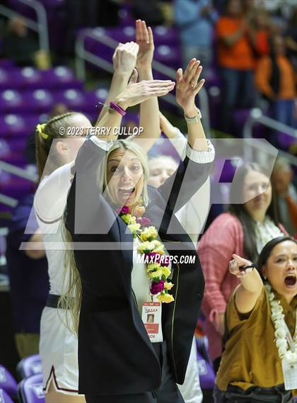 Thumbnail 3 in Lone Peak vs. Skyridge (UHSAA 6A Final) photogallery.