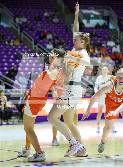 Thumbnail 3 in Lone Peak vs. Skyridge (UHSAA 6A Final) photogallery.