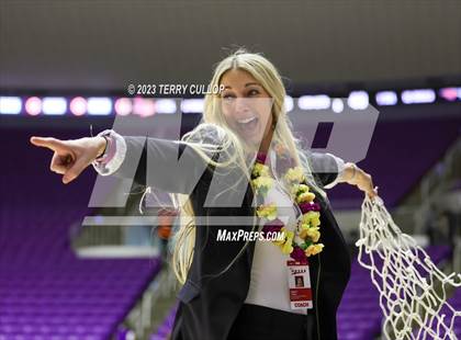 Thumbnail 1 in Lone Peak vs. Skyridge (UHSAA 6A Final) photogallery.