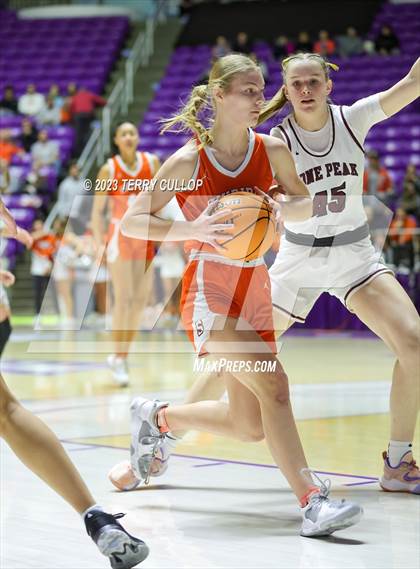 Thumbnail 3 in Lone Peak vs. Skyridge (UHSAA 6A Final) photogallery.