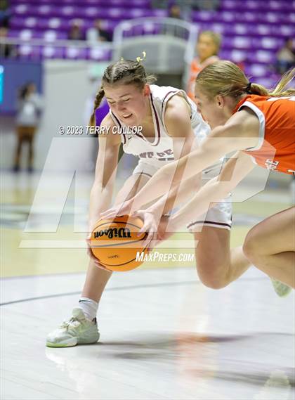 Thumbnail 2 in Lone Peak vs. Skyridge (UHSAA 6A Final) photogallery.