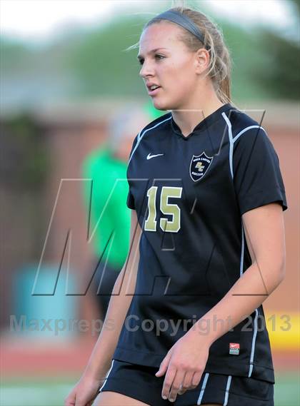 Thumbnail 2 in Rock Canyon vs. Legacy (CHSAA 5A Semifinal Playofl) photogallery.