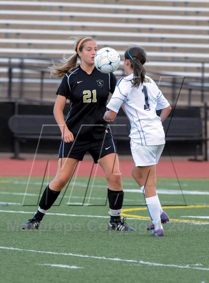 Thumbnail 3 in Rock Canyon vs. Legacy (CHSAA 5A Semifinal Playofl) photogallery.