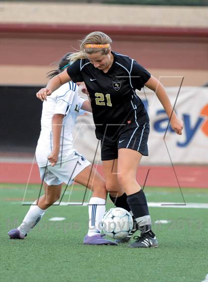 Thumbnail 1 in Rock Canyon vs. Legacy (CHSAA 5A Semifinal Playofl) photogallery.