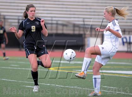 Thumbnail 2 in Rock Canyon vs. Legacy (CHSAA 5A Semifinal Playofl) photogallery.