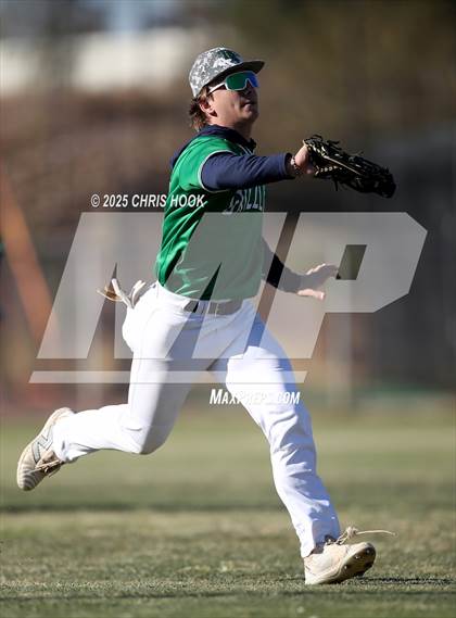 Thumbnail 3 in ThunderRidge vs Rio Rico (Chris Moon Memorial) photogallery.