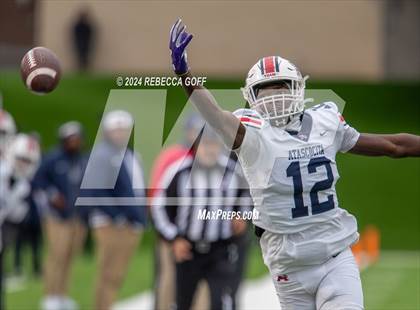 Thumbnail 2 in North Shore vs. Atascocita (UIL 6A-D1 Football Quarterfinals) photogallery.