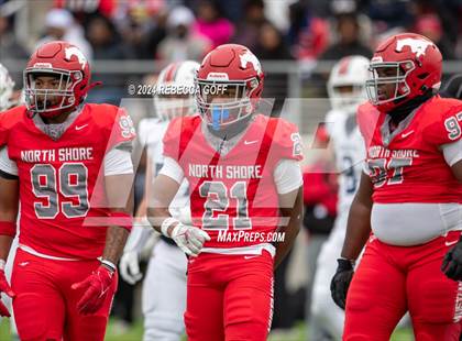 Thumbnail 3 in North Shore vs. Atascocita (UIL 6A-D1 Football Quarterfinals) photogallery.