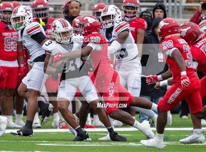 Thumbnail 2 in North Shore vs. Atascocita (UIL 6A-D1 Football Quarterfinals) photogallery.