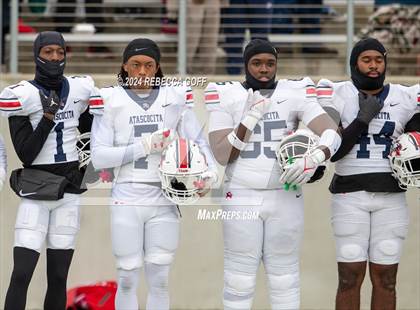 Thumbnail 3 in North Shore vs. Atascocita (UIL 6A-D1 Football Quarterfinals) photogallery.