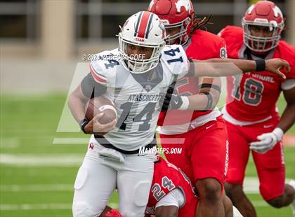Thumbnail 1 in North Shore vs. Atascocita (UIL 6A-D1 Football Quarterfinals) photogallery.