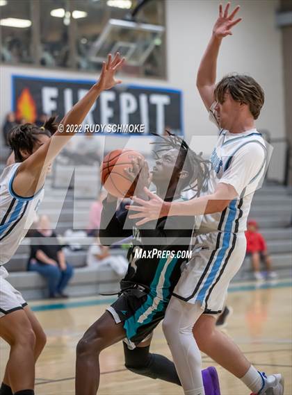 Thumbnail 1 in Pacific Ridge vs. Guajome Park Academy (Del Lago Tournament) photogallery.
