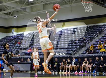 Thumbnail 3 in Kemp vs. Kaufman (Kaufman Holiday Tournament) photogallery.
