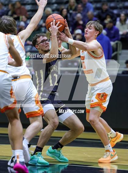 Thumbnail 1 in Kemp vs. Kaufman (Kaufman Holiday Tournament) photogallery.