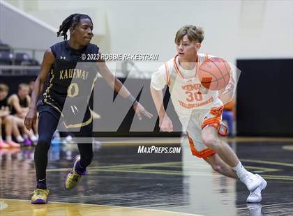 Thumbnail 3 in Kemp vs. Kaufman (Kaufman Holiday Tournament) photogallery.