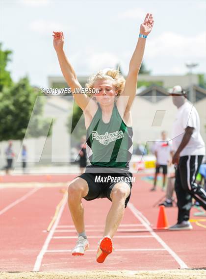 Thumbnail 2 in CIF Sac-Joaquin Section Masters  photogallery.