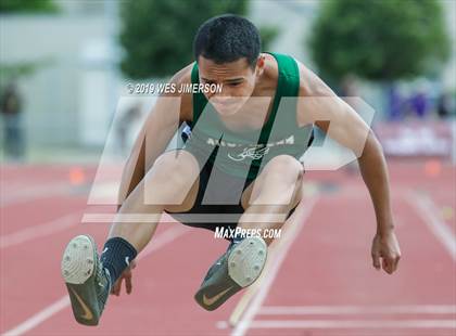 Thumbnail 3 in CIF Sac-Joaquin Section Masters  photogallery.