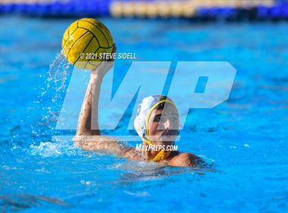 Thumbnail 1 in Grossmont @ La Jolla photogallery.