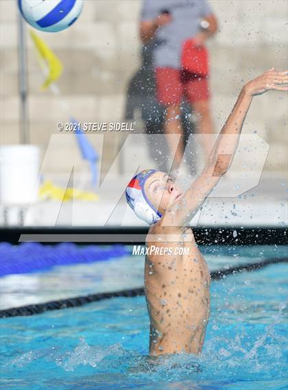 Thumbnail 2 in Grossmont @ La Jolla photogallery.