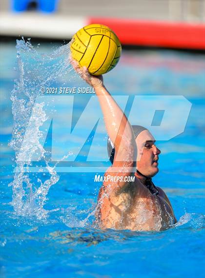 Thumbnail 1 in Grossmont @ La Jolla photogallery.