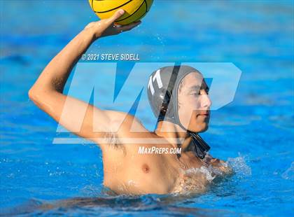 Thumbnail 2 in Grossmont @ La Jolla photogallery.