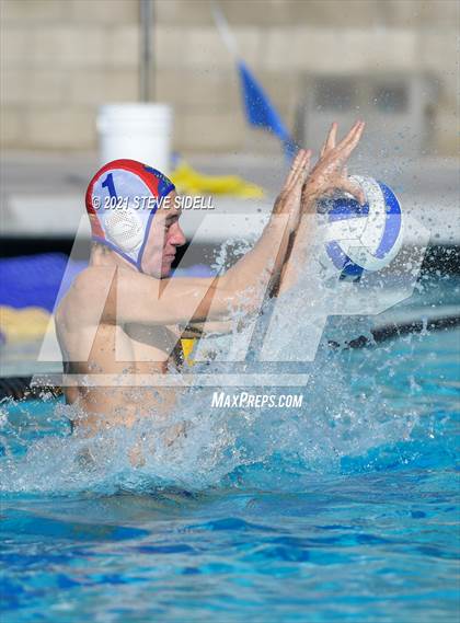 Thumbnail 3 in Grossmont @ La Jolla photogallery.