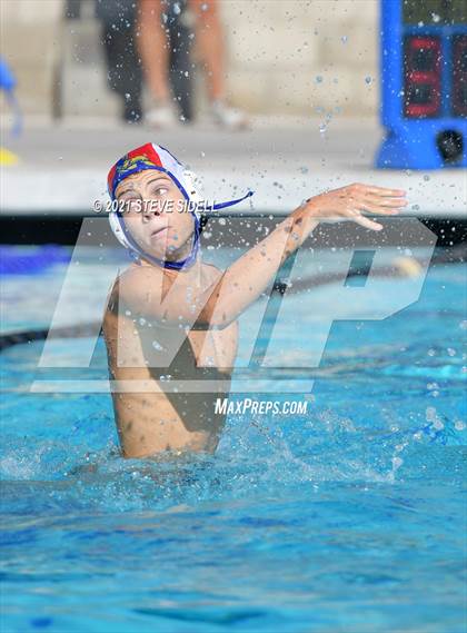 Thumbnail 1 in Grossmont @ La Jolla photogallery.