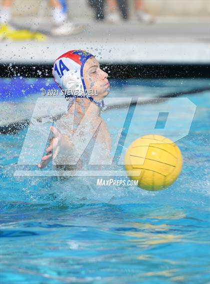 Thumbnail 3 in Grossmont @ La Jolla photogallery.