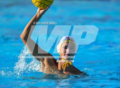 Thumbnail 2 in Grossmont @ La Jolla photogallery.