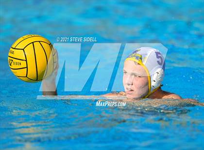 Thumbnail 1 in Grossmont @ La Jolla photogallery.