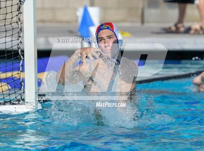 Thumbnail 3 in Grossmont @ La Jolla photogallery.