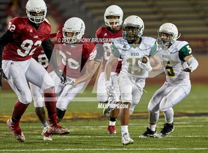 Thumbnail 2 in McClatchy vs. Rio Americano photogallery.