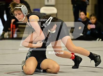 Thumbnail 2 in UIL District 9-6A Championships photogallery.