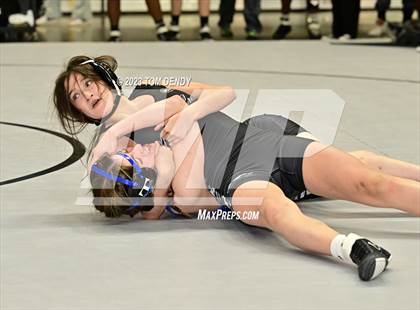 Thumbnail 3 in UIL District 9-6A Championships photogallery.