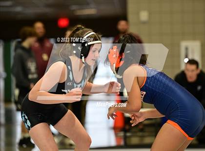 Thumbnail 2 in UIL District 9-6A Championships photogallery.