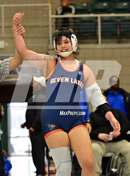 Thumbnail 1 in UIL District 9-6A Championships photogallery.