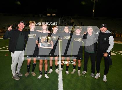 Thumbnail 1 in Yuma Catholic vs. Gilbert Christian (AIA 3A Final - Awards) photogallery.