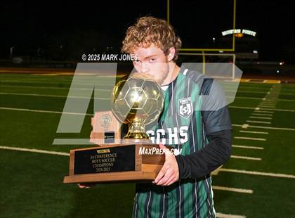 Thumbnail 1 in Yuma Catholic vs. Gilbert Christian (AIA 3A Final - Awards) photogallery.