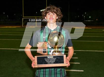 Thumbnail 1 in Yuma Catholic vs. Gilbert Christian (AIA 3A Final - Awards) photogallery.