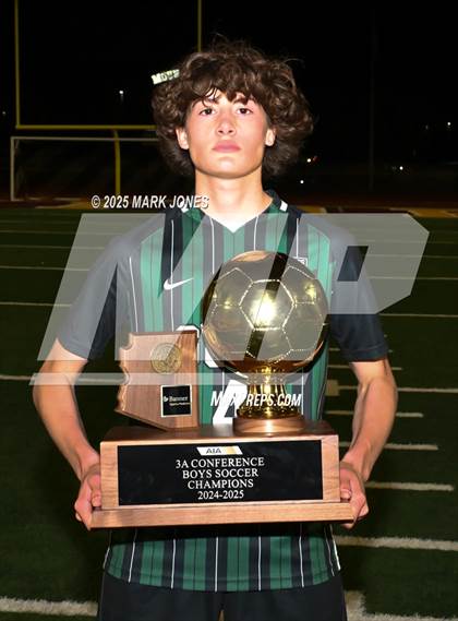 Thumbnail 2 in Yuma Catholic vs. Gilbert Christian (AIA 3A Final - Awards) photogallery.