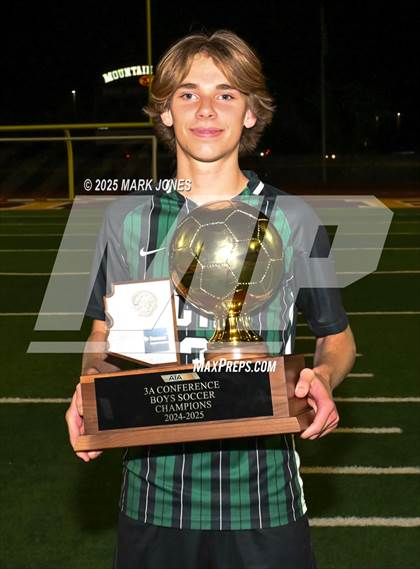 Thumbnail 3 in Yuma Catholic vs. Gilbert Christian (AIA 3A Final - Awards) photogallery.