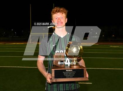 Thumbnail 1 in Yuma Catholic vs. Gilbert Christian (AIA 3A Final - Awards) photogallery.