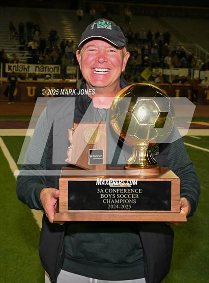 Thumbnail 2 in Yuma Catholic vs. Gilbert Christian (AIA 3A Final - Awards) photogallery.