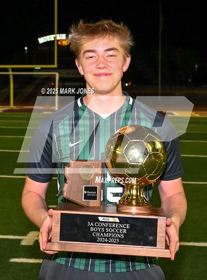Thumbnail 2 in Yuma Catholic vs. Gilbert Christian (AIA 3A Final - Awards) photogallery.