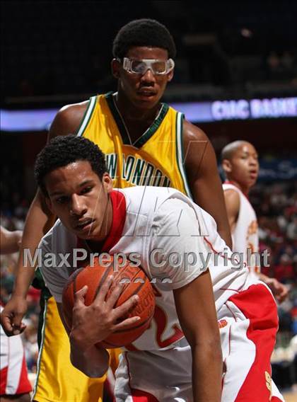 Thumbnail 3 in New London vs. Stratford (CIAC Class L Final) photogallery.